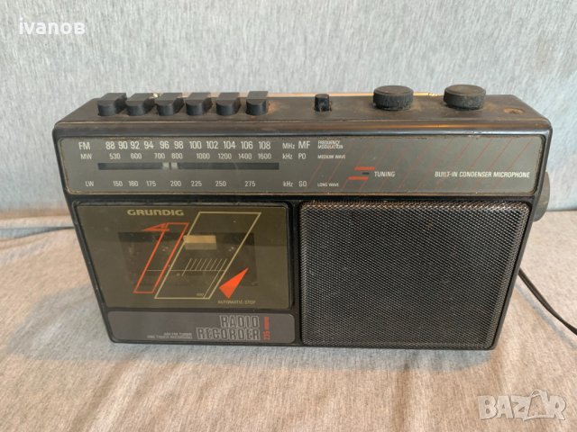 Радиокасетофон  grundig rr 235a, снимка 2 - Радиокасетофони, транзистори - 44356344