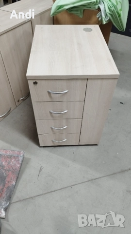 Офис шкаф - шкафче с 4 чекмеджета и отвор за компютър  68/50/74см, снимка 2 - Шкафове и рафтове - 52869785