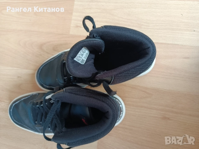Маратонки Adidas Hoops Mid 2.0, номер 38., снимка 7 - Детски маратонки - 52361598