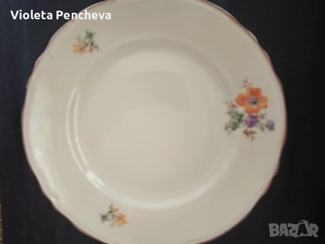 Ретро сервиз от 18 части - малки, плитки и дълбоки чинии х 6бр.