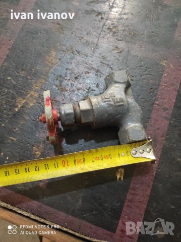 Кран, снимка 2 - Резервни части за машини - 33705419