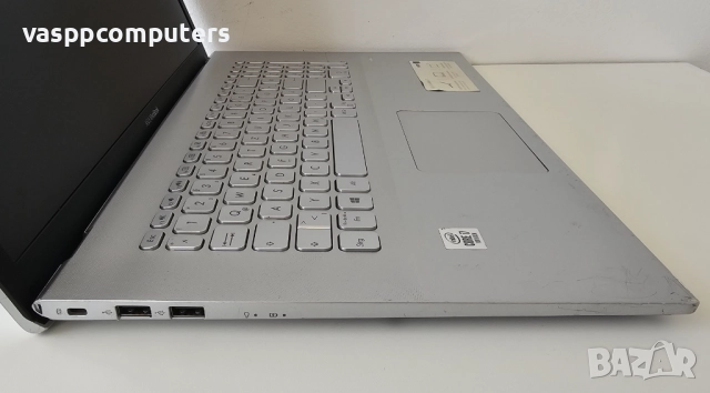 ASUS Vivobook 17 X712FA / 17.3" / i7-10510U / 8GB RAM / 256GB SSD NVMe, снимка 5 - Лаптопи за работа - 52651907