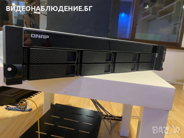 NAS QNAP TS-831XU-RP мрежов сторидж масив 4GB RAM