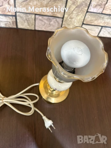 Нощна лампа, снимка 5 - Настолни лампи - 50613880