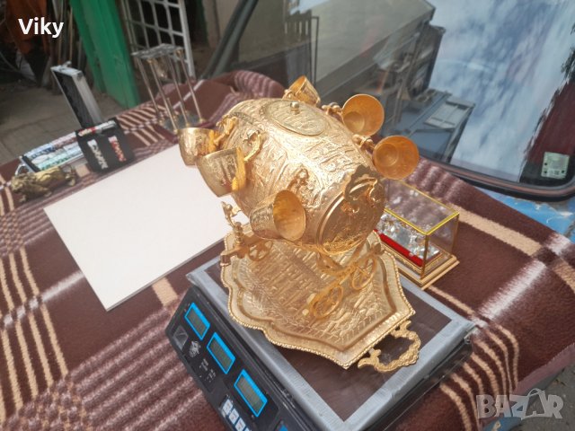 Месингово буренце с канелка с шест чаши комплект Стойка и поднос, снимка 8 - Антикварни и старинни предмети - 42299398