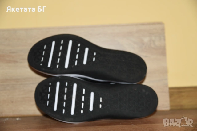 Nike оригинални маратонки НОВИ 47 номер, снимка 5 - Маратонки - 53905255