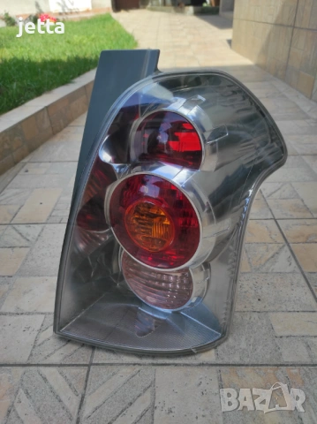 Десен стоп за Тойота Корола Версо 2004-2007 Toyota Corolla verso