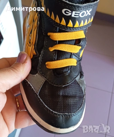 Детски маратонки Geox 31 номер , снимка 3 - Детски маратонки - 54329120