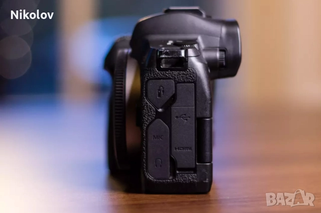 Full frame тяло Canon EOS R с грип, снимка 4 - Фотоапарати - 51834960