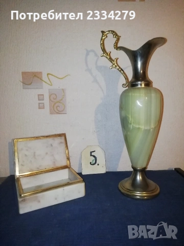 Порцеланови вази от различни години и различни държави. , снимка 2 - Антикварни и старинни предмети - 53297223