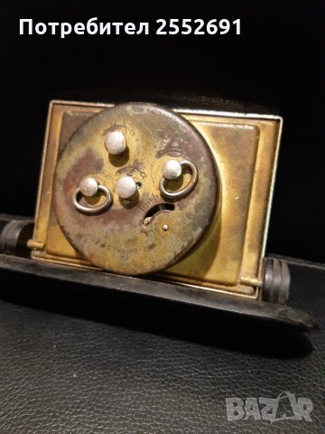 Часовник , снимка 2 - Антикварни и старинни предмети - 29543518