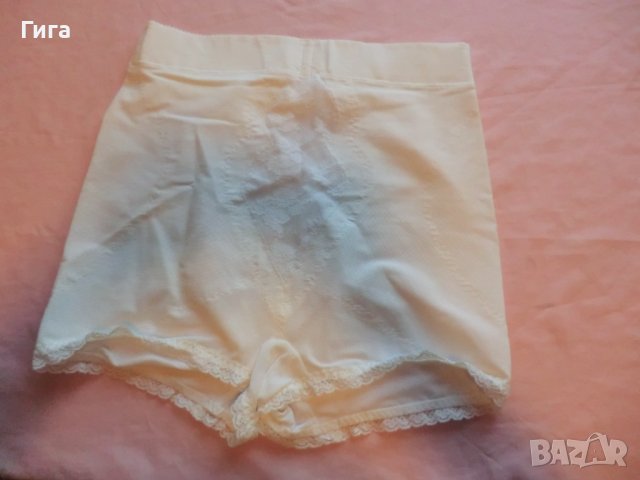 Стягащ и оформящ колан на Triumph, размер 85, снимка 1