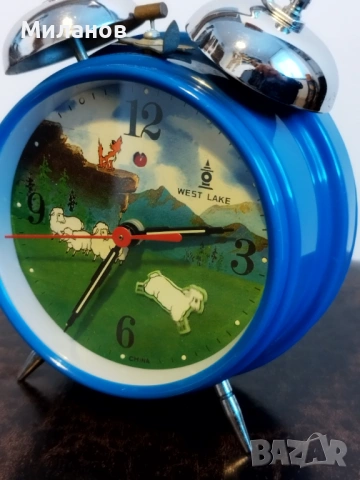 Стар анимиран будилник, настолен часовник, снимка 5 - Антикварни и старинни предмети - 54132465