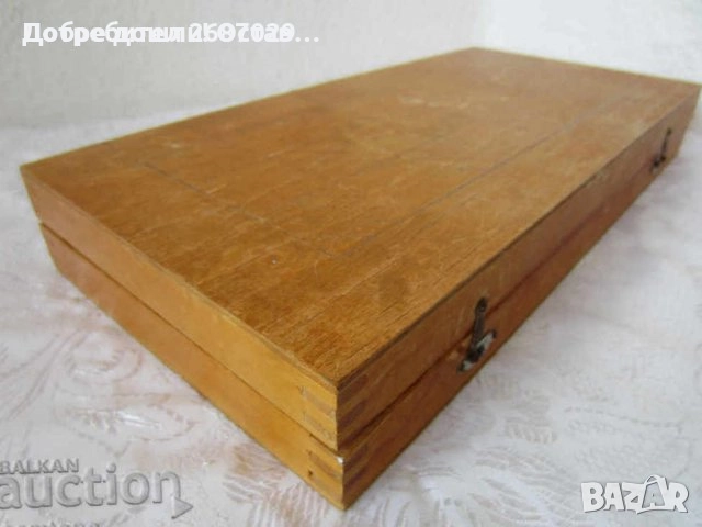 Стари различни кутии за шах и табла: голяма Стара дървена кутия за шах и табла , снимка 9 - Други ценни предмети - 29298149