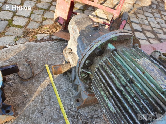 мотор редуктори 1.5 кW 60 rpm   налични два еднакви броя, снимка 10 - Електродвигатели - 31914251