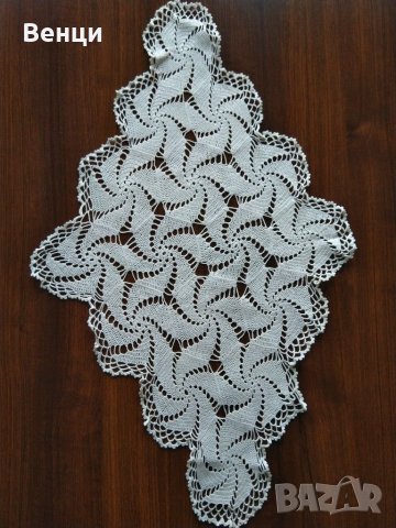 Плетива, салфетки, каре, декорация на една кука, снимка 2 - Декорация за дома - 31096162