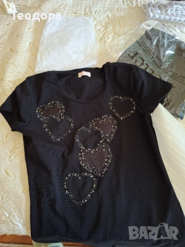 Уникална Liu Jo, снимка 3 - Тениски - 53988114