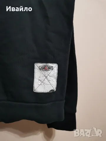 Nike Air Jordan Cracking the Backboard Fleece Sweatshirt, снимка 4 - Блузи - 47613095