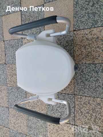 продавам надстройка за тоалетна 