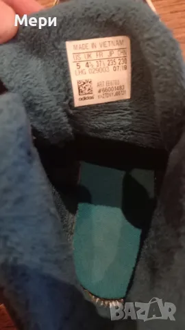 Кецове Адидас с топла подплата 37.5 , снимка 3 - Детски маратонки - 49151530