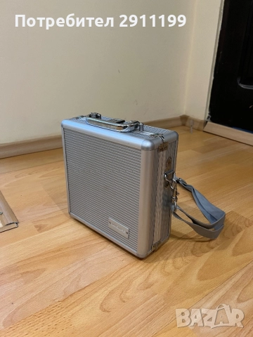 Малък алуминиев куфар Vanguard