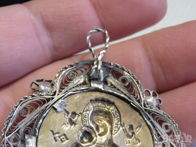 Възрожденска Сребърна икона, амулет, накит, медальон с Богородица, Дева Мария - Панагия  - Богородиц, снимка 10 - Колиета, медальони, синджири - 30015891