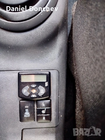 Toyota Yaris 1.4 D-4D, снимка 10 - Автомобили и джипове - 53937523