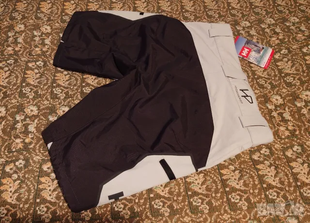 Helly Hansen , снимка 9 - Къси панталони - 50036079