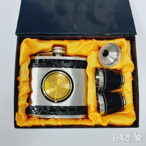 Jim Beam фласка, метално шише с два шота(12.4), снимка 1 - Колекции - 42675519