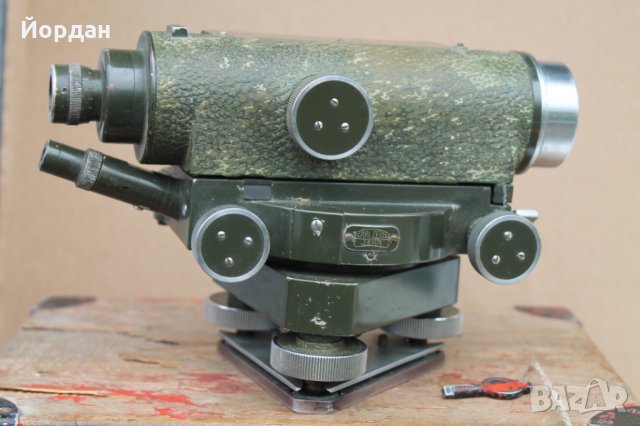 Немски теодолит , снимка 5 - Антикварни и старинни предмети - 34512632