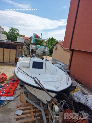 италианска лодка OPEN 5.50 , снимка 3 - Воден транспорт - 52516141