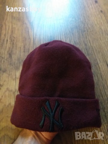  New Era New York Yankees Essential Cuff Beanie - страхотна зимна шапка, снимка 6 - Шапки - 38869331