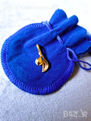 Оригинална висулка Majorica с перла и позлатен обков, снимка 3 - Колиета, медальони, синджири - 50233285