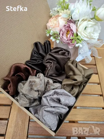 Подаръчен комплект скрънчита - 6 броя, снимка 12 - Аксесоари за коса - 39655203