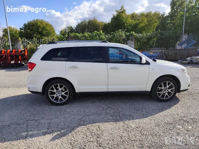 Dodge Journey 3,6 ГАЗ, снимка 7 - Автомобили и джипове - 56246013