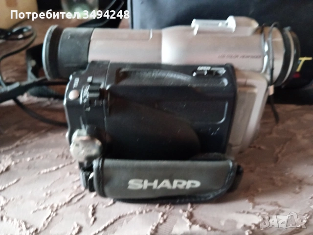 Видеокамера Sharp Mini DV 