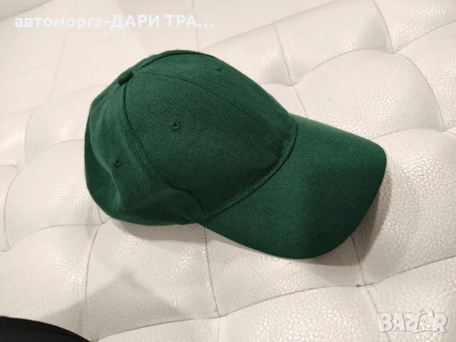 Шапка с козирка (нова) Bershka