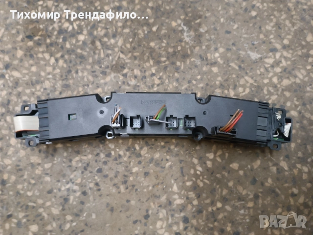 бутони средна конзола mercedes w220 2208213958 , 2208213751, 220 821 39 58 , 220 821 37 51, снимка 3 - Части - 53100245