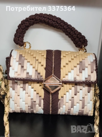 Ръчно изработени чанти. Разнообразие от цветове и  модели.