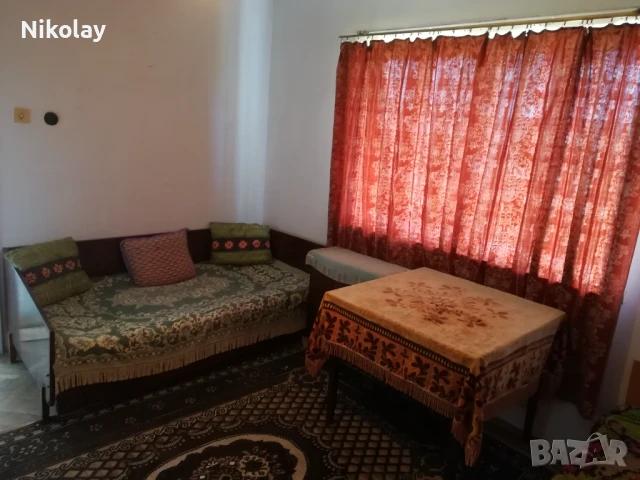 Масивна двуетажна къща с гараж в гр. Шивачево, снимка 9 - Къщи - 50795441