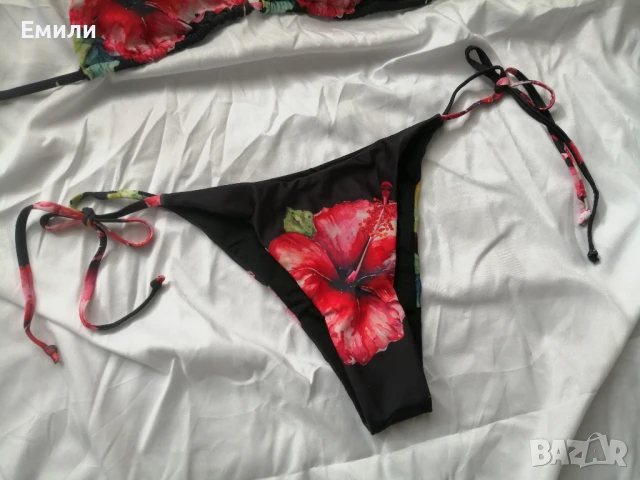 Нов комплект дамски бански от две части с принт цветя хибискус р-р M, L, снимка 10 - Бански костюми - 50620476