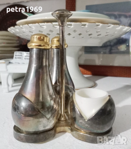 Комплект за подправки, със собствена стойка, посребрен, с позлатяване