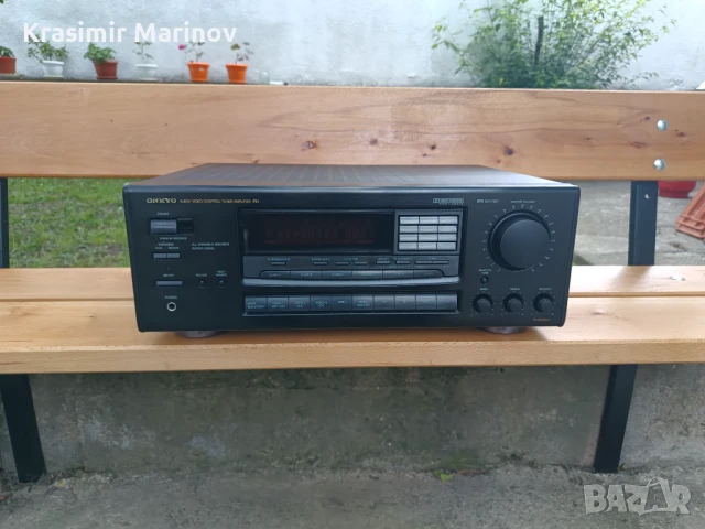 Onkyo TX-SV9041 *Голям,свирещ и доста тежък*