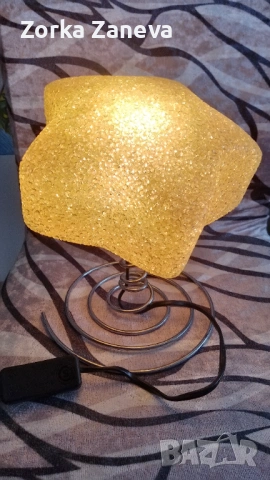 Нощна лампа, снимка 5 - Настолни лампи - 53964343