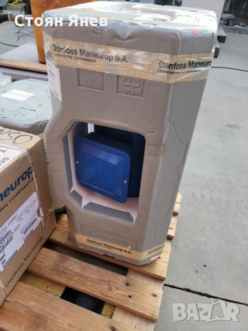 Хладилен компресор Danfoss SZ160S4RA, снимка 4 - Други машини и части - 34322472