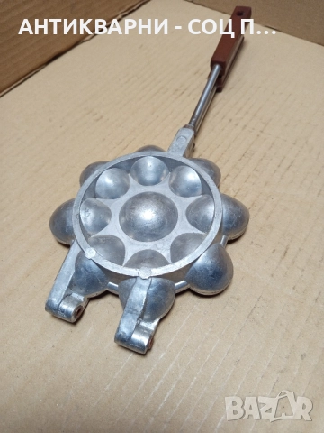 Соц Стар Гофретник За Тестени Изделия. , снимка 2 - Антикварни и старинни предмети - 51870472