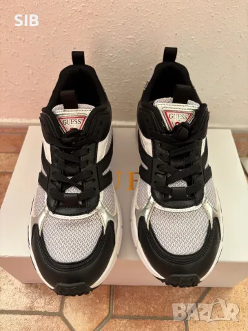 Дамски маратонки Guess, снимка 8 - Маратонки - 56320536