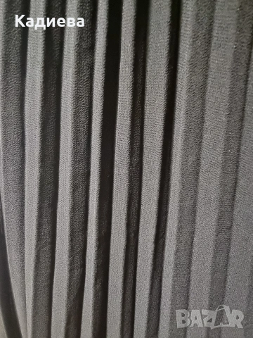 къса черна рокля с плисета- солей, снимка 6 - Рокли - 54310234