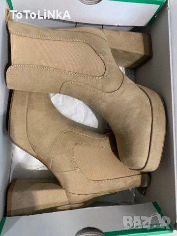 Нови боти номер 38, снимка 2 - Дамски боти - 53886655