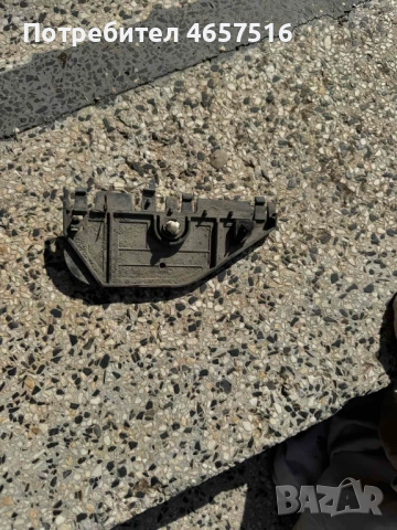 За заден ляв калник на Ауди Audi A8 H4 D4 само за 20лв. 4h4853921, снимка 2 - Части - 52509094